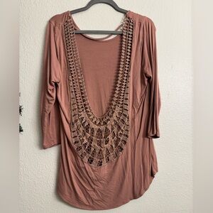 Open back women’s top large